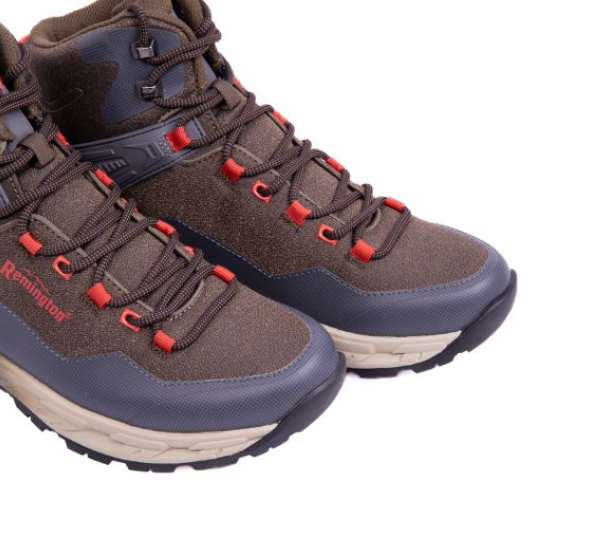 Можно ли найти универсальные ботинки для туризма и городской активности? Remington Ultra II Green покажут как