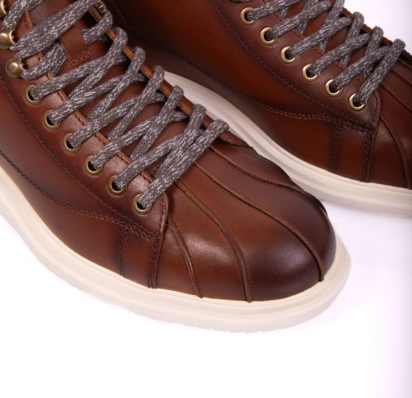 Почему Remington Reflex Brown — удачный выбор для активного городского ритма