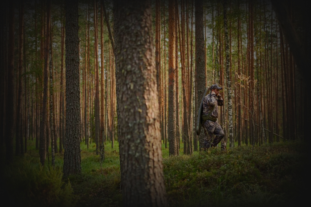 Охота: Как выбрать одежду для охоты на диких животных: советы по выбору материала и покроя