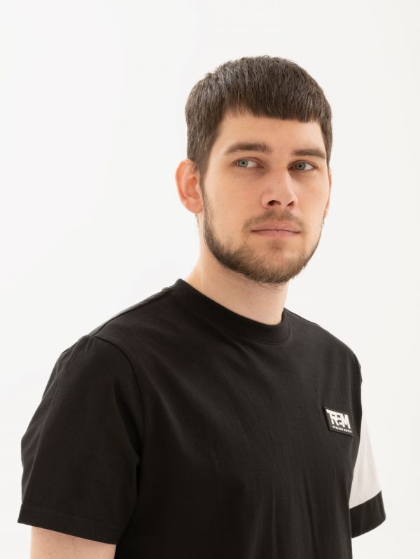 Футболка Remington Symmetry Black, фото, цена в интернет-магазине Remington SW Футболка Remington Symmetry Black, фото, цена